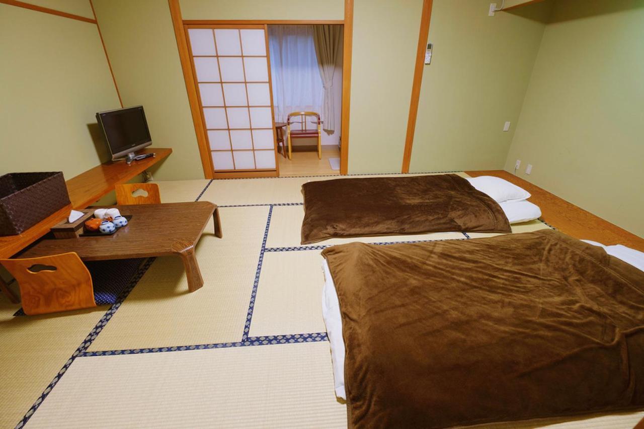 Fuji Hokin Kaikan Hotell Yamanakako Exteriör bild